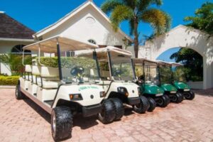 Breathtaking Montego Bay Estate with Private Pool, Basketball Court, and Outdoor Play Area from VILLAWAY®